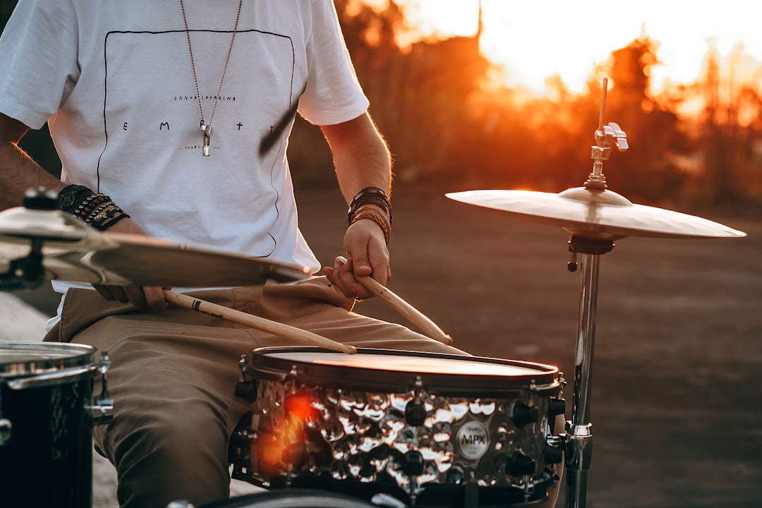 Proper drumming posture